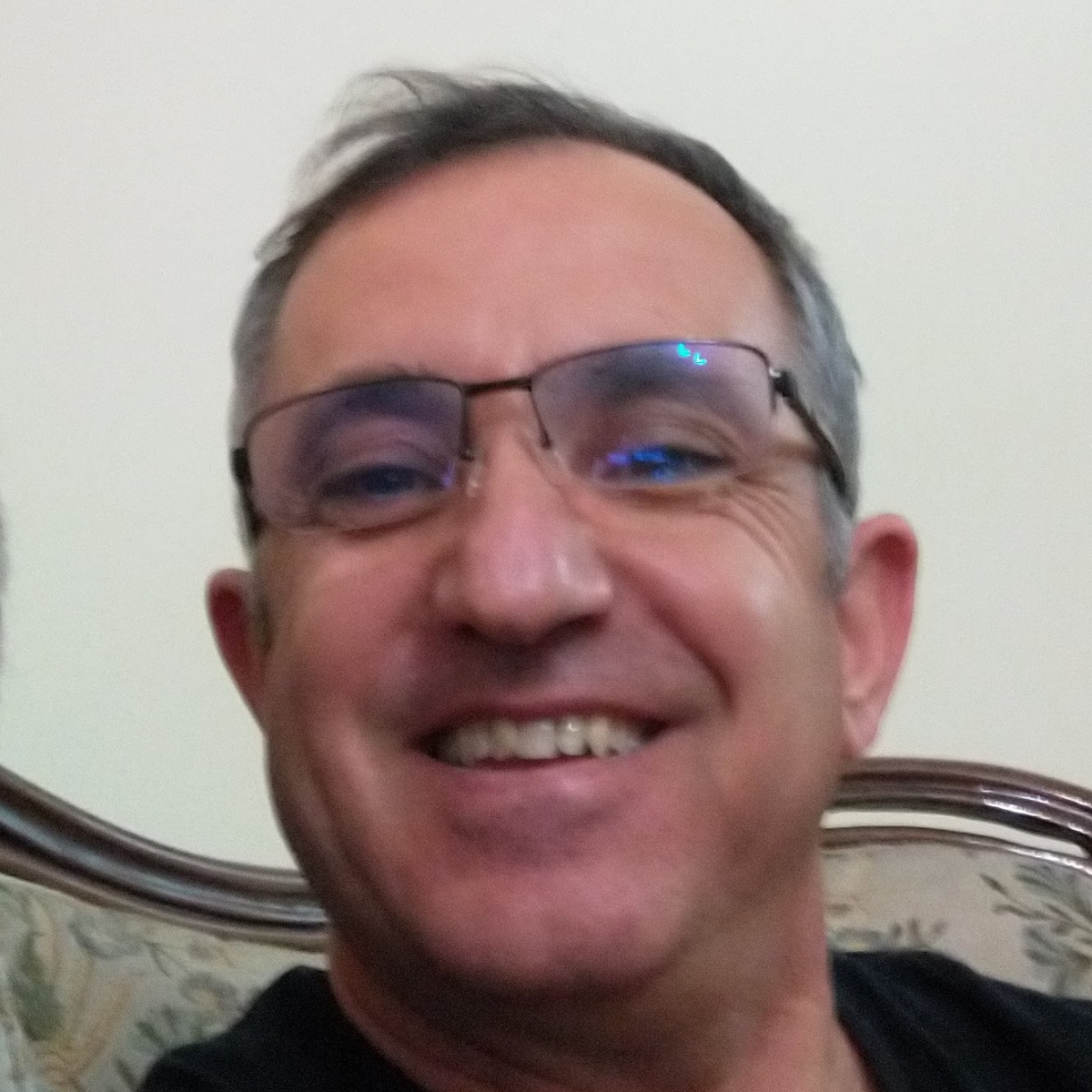 Onur Ozsoy > Faculty aui